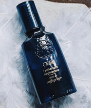 Load image into Gallery viewer, Oribe Brilliance &amp; Shine Featherbalm Weightless Styler
